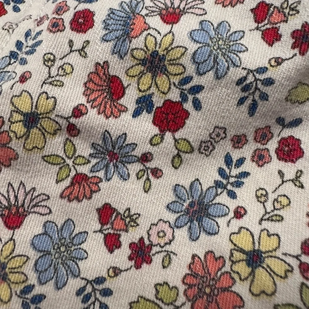 OshKosh B’gosh Baby Girl Floral Jeans 9M Stretch Denim Pants *